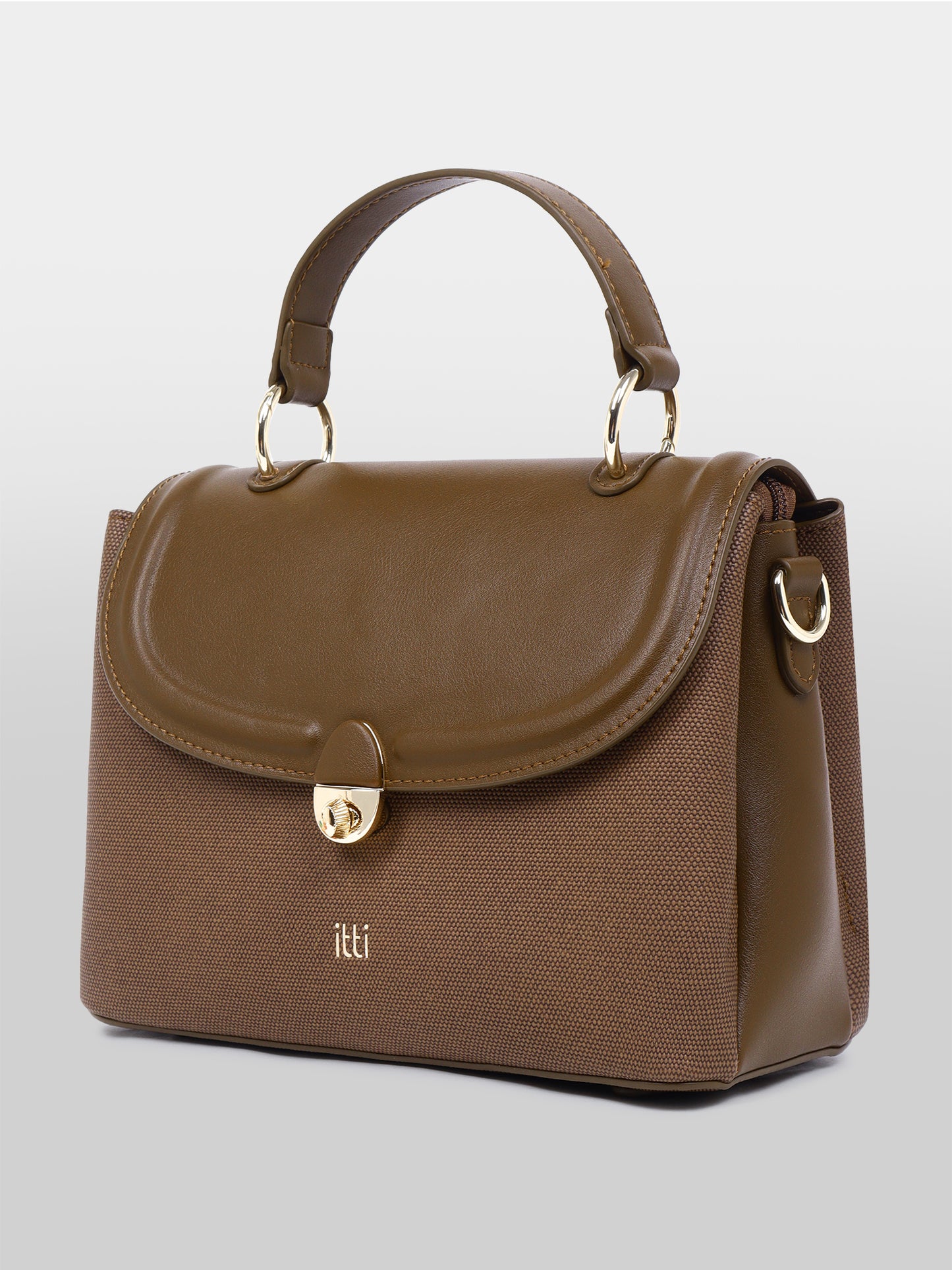 Quinn Flap Bag