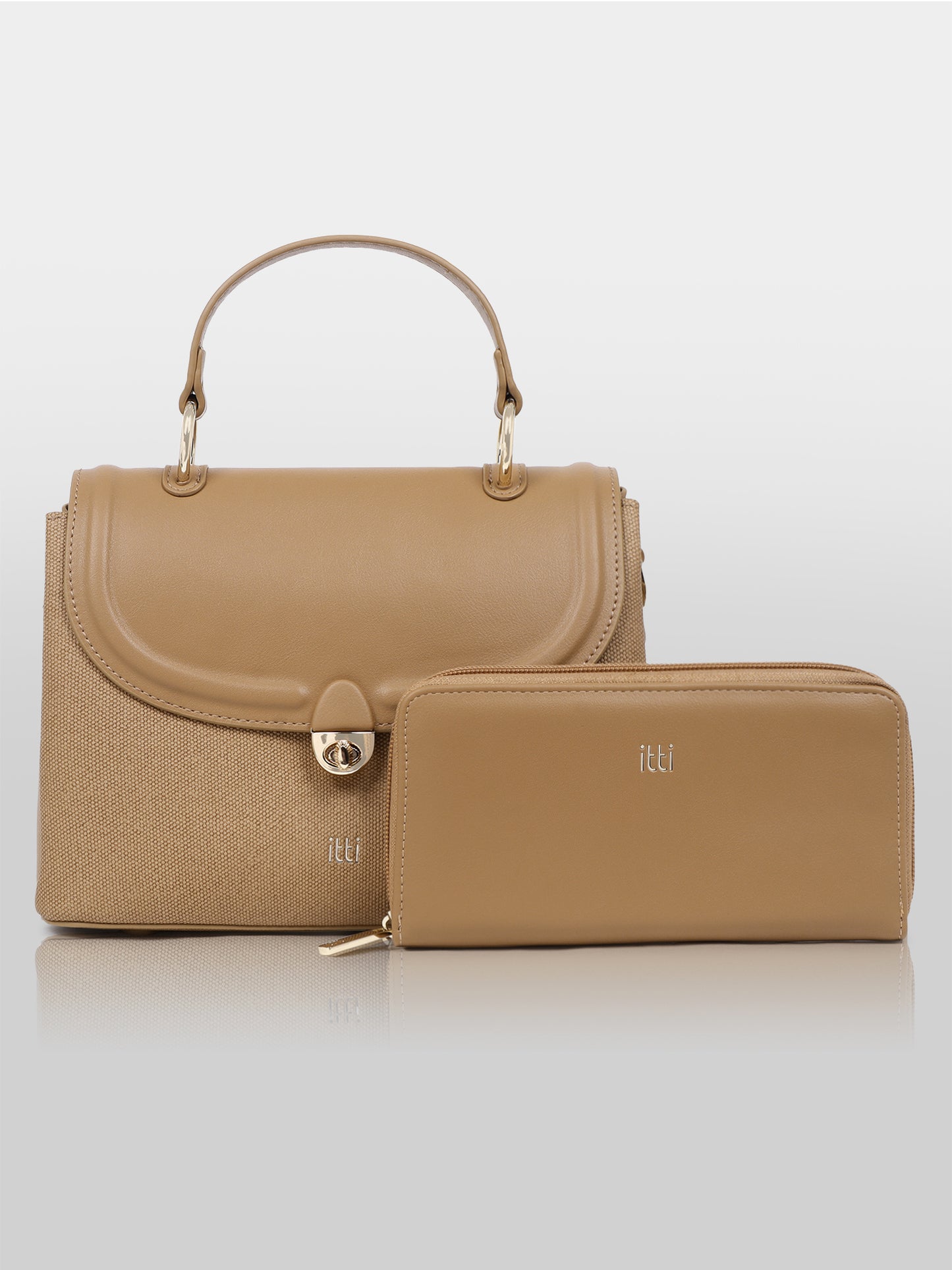 Quinn Flap Bag